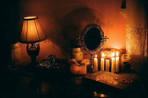 beautiful-bedroom-book-candle-candles-curtain-favim-com-47709.jpg